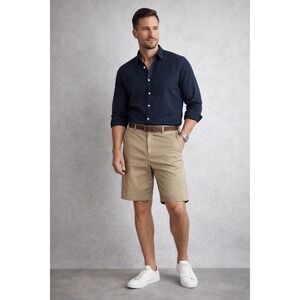 Roundtree & Yorke Men's Khaki Shorts‎ Size 42 Flat Front Casual Chino Shorts